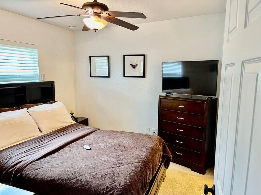 Cozy Modest Home Near Universal Studios/Volcanobay Orlando Kültér fotó